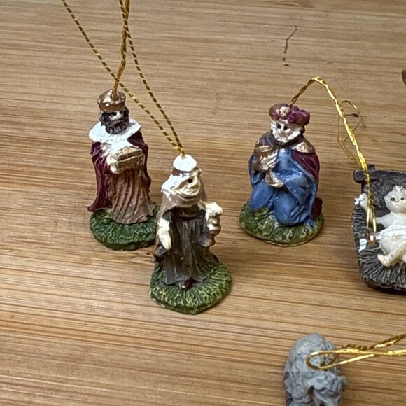 Dollhouse Miniature Christmas Holiday 10 Piece Hand Painted Nativity ornaments - Picture 2 of 11